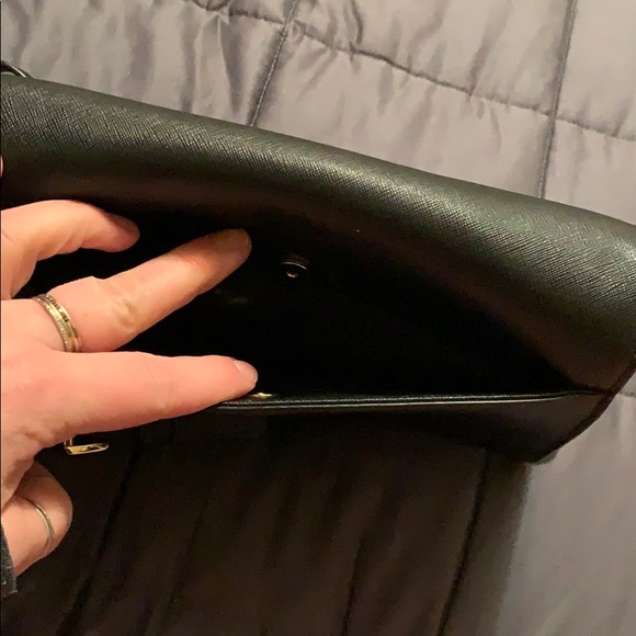 Michel Kors Crossbody - Picture 5 of 5